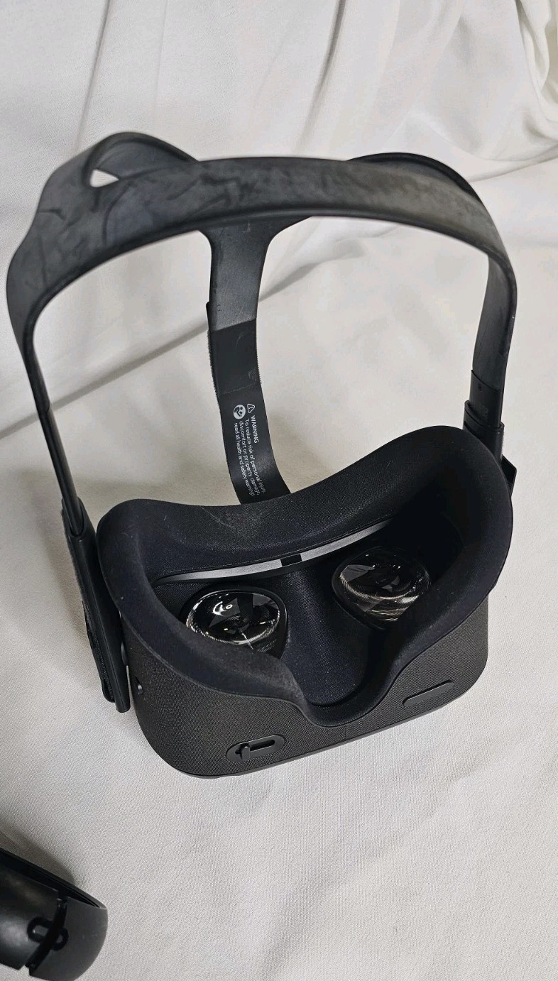 Meta Oculus Quest 1 VR Virtual Reality Headset MH-B 64GB