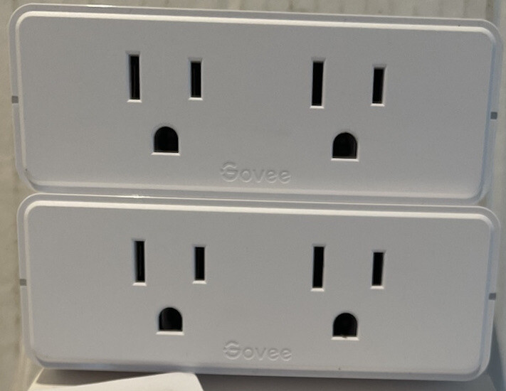 Dual Smart Plugs
