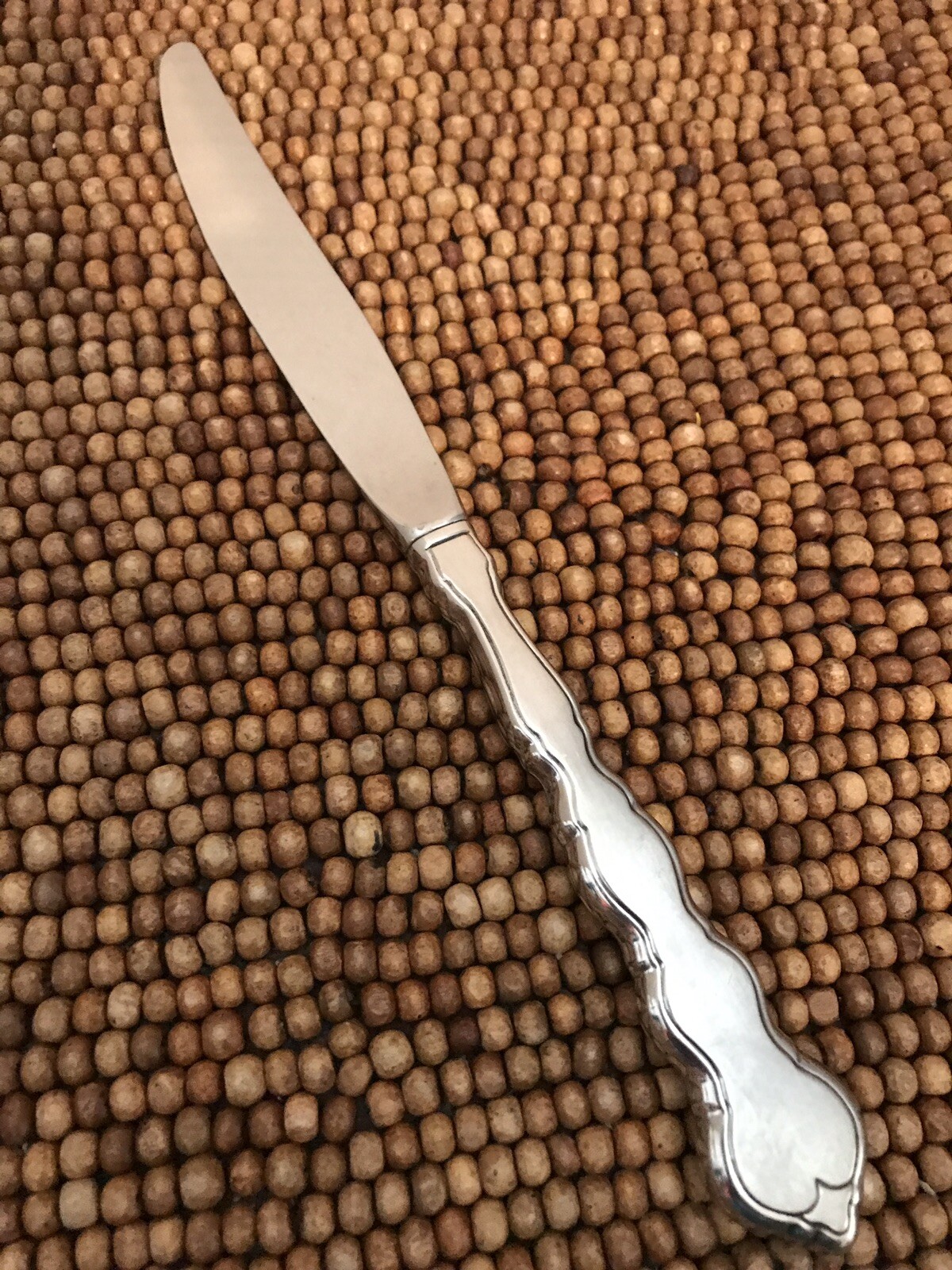 Oneida Distinction VALERIE Stainless Satin Outlined Hdl HOLLOW DINNER KNIFE 9"