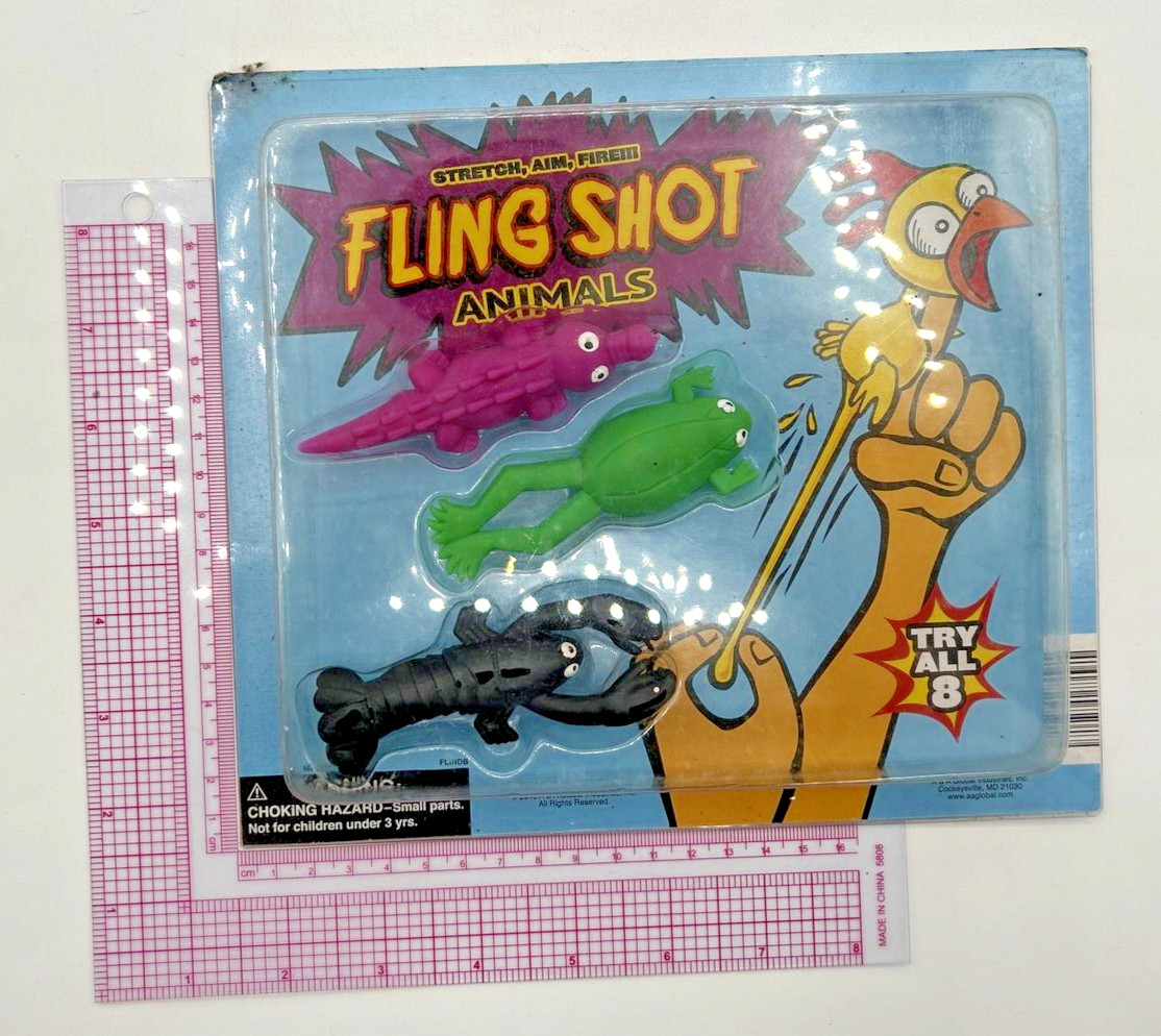 Vintage Vending Display Board Fling Shot Animals 0025