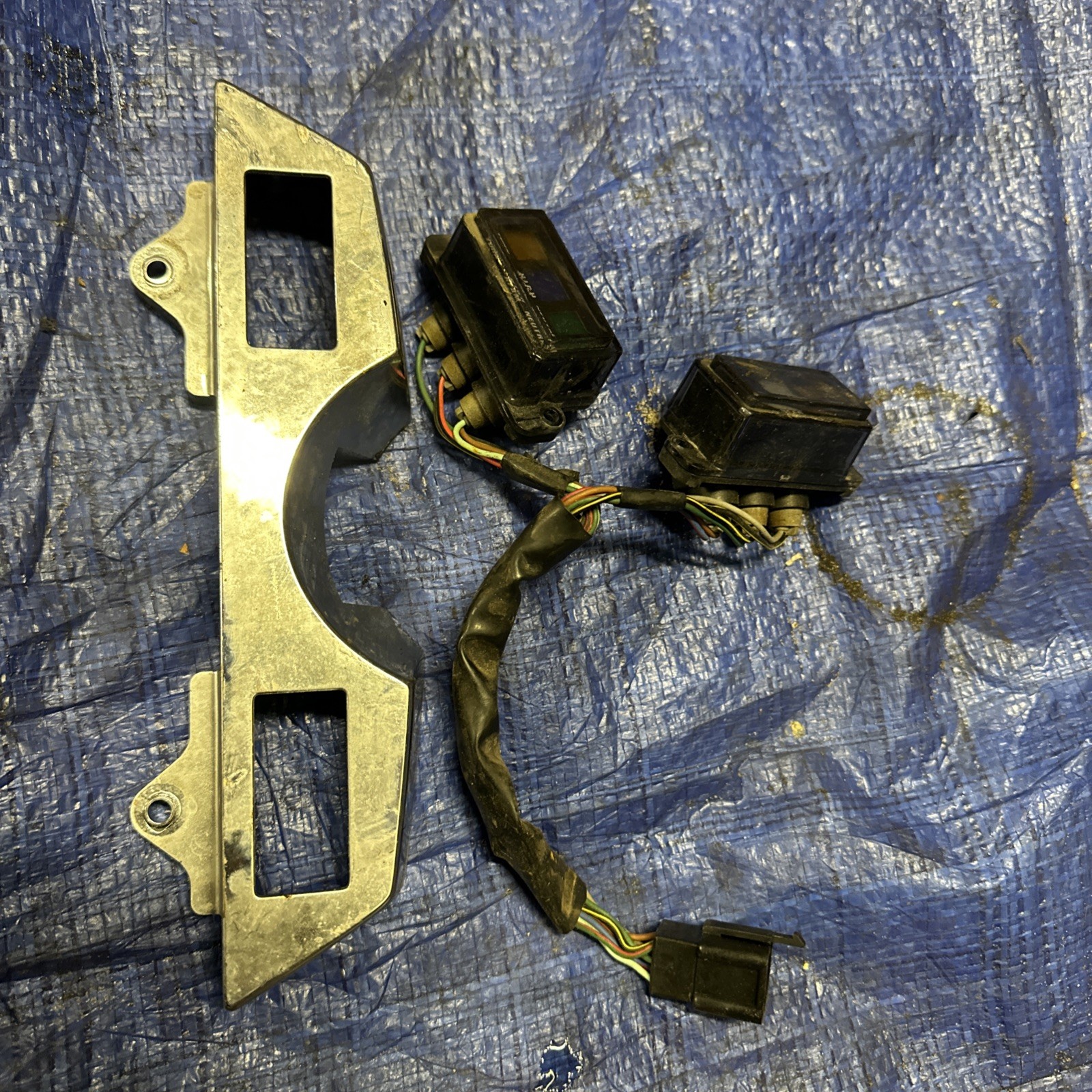1987-1990 Kawasaki Vulcan 88 SE VN1500B VN 1500 Pilot Box Lamp OEM 23016-1084