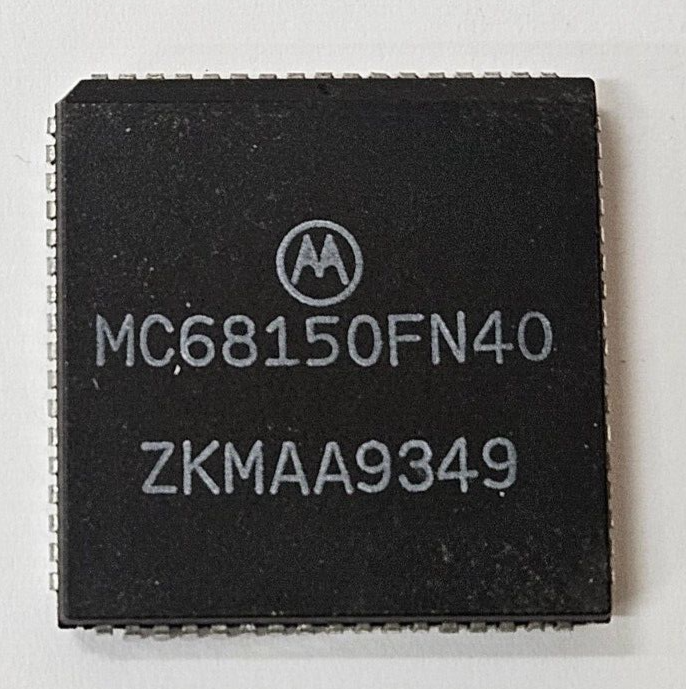 (1 PC) MC68150FN40 MOT Microprocessor Circuit, CMOS, PLCC68