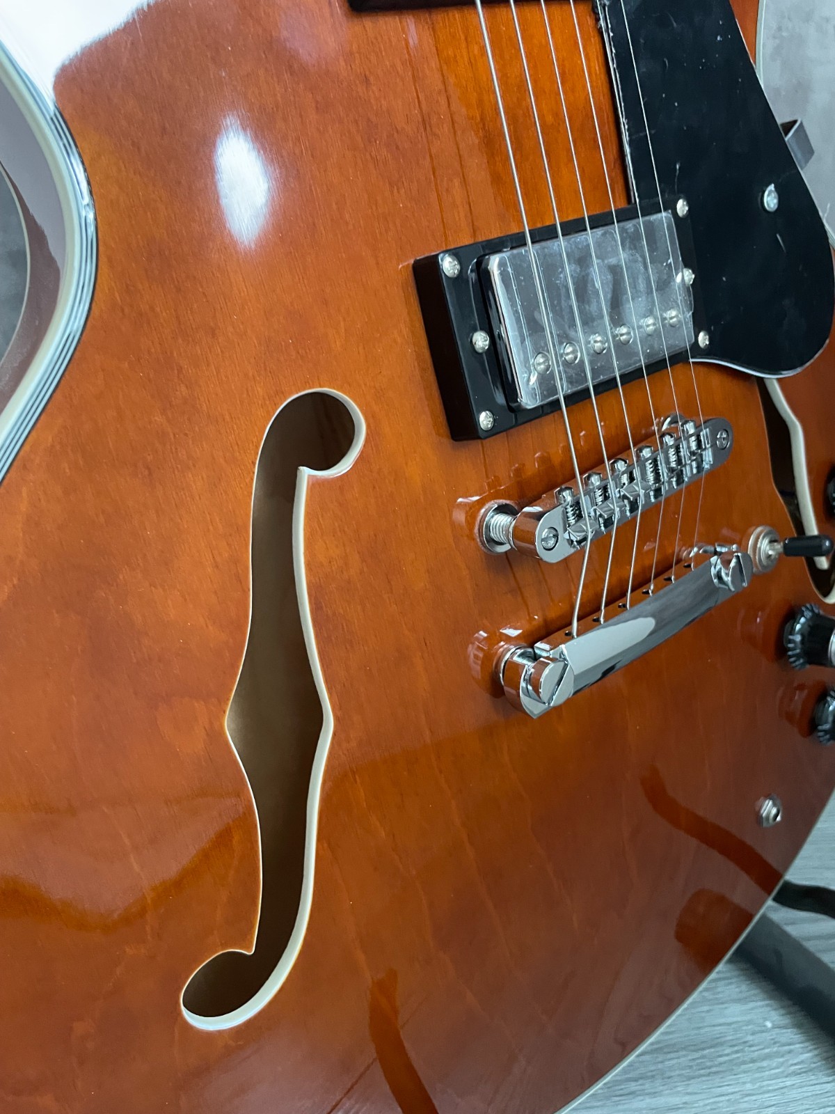 Higher Quality 335 Jazz Half Hollow Electric Guitar Brown Chrome Hardware