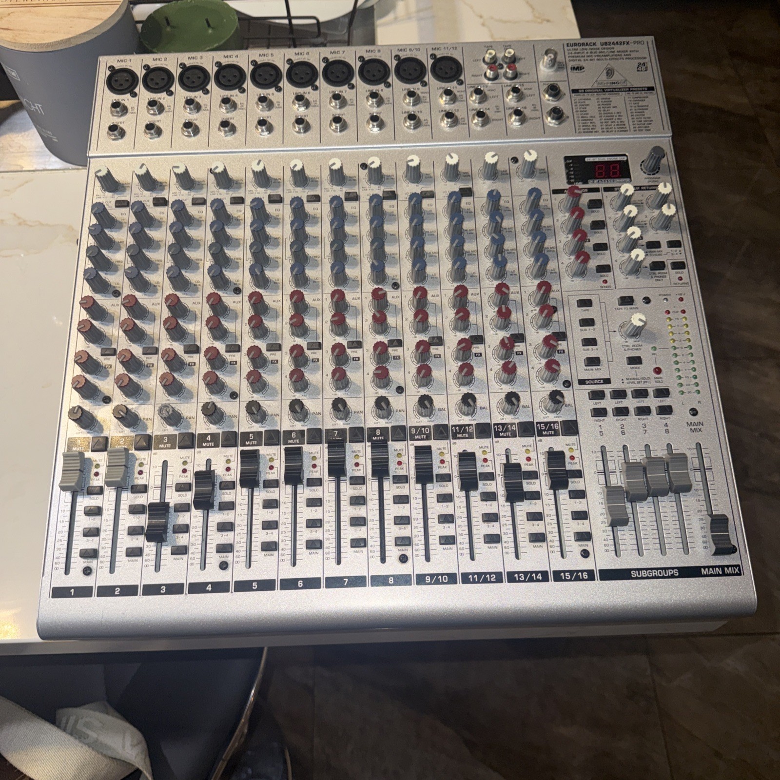 Behringer Eurorack UB2442FX-PRO 24 Input / Line Mixer 24 Bit Multi-FX Processor