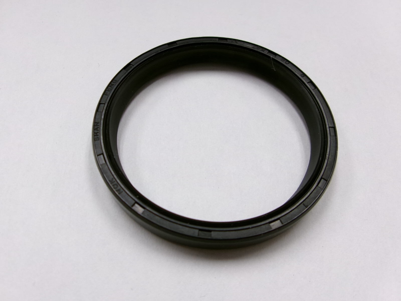 NEW TC 52X60X8 DOUBLE LIPS METRIC OIL / DUST SEAL 52mm X 60mm X 8mm