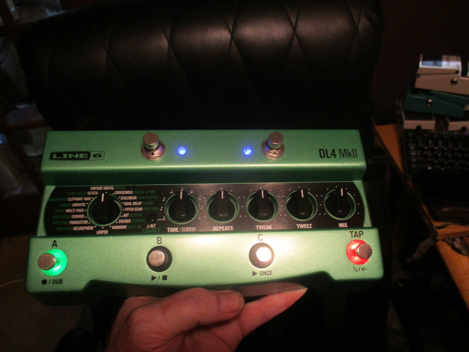 Modified Line 6 DL4 MKII Delay Modeler Pedal