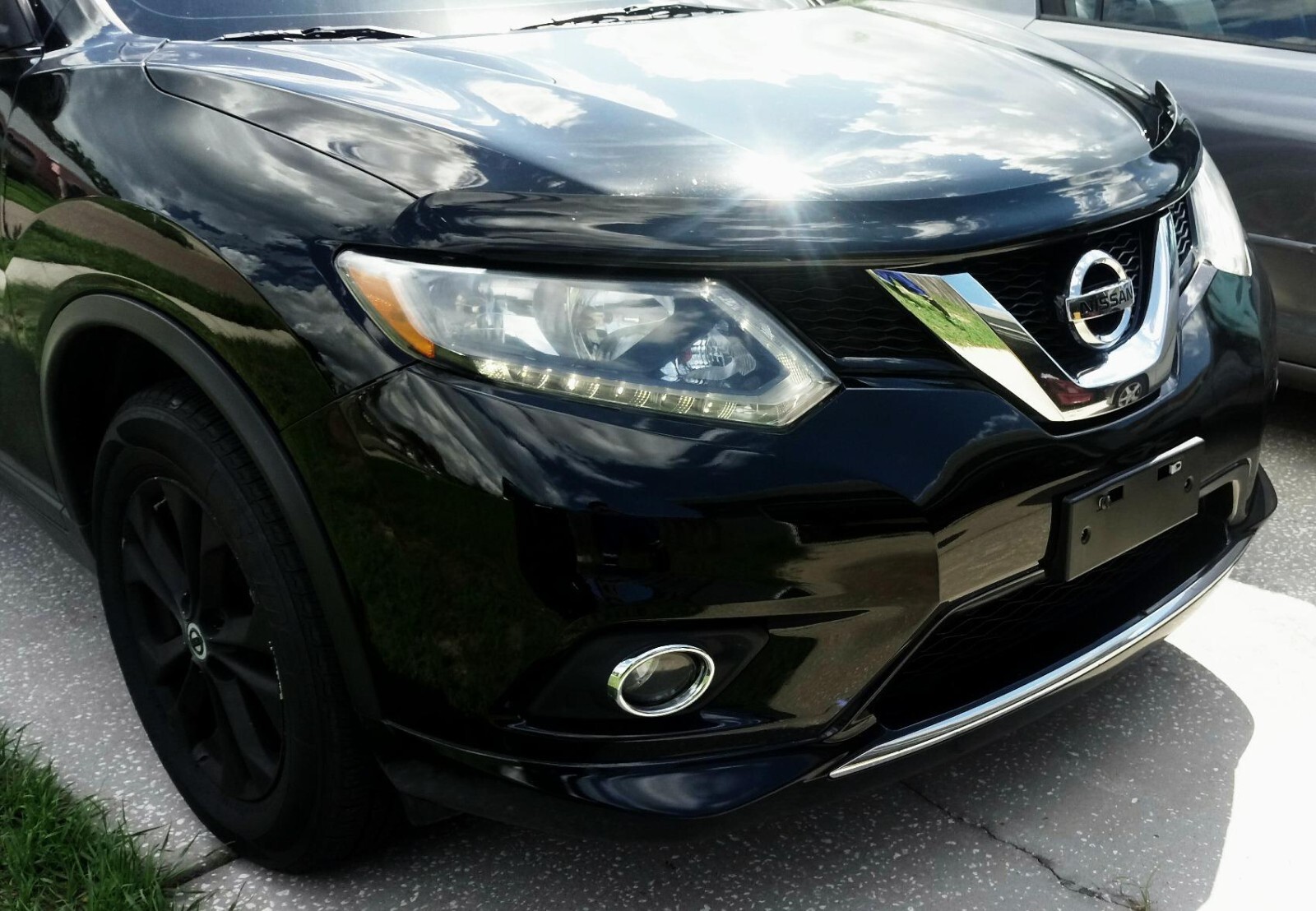 Husky Carflector Hood Protector Bug Shield Deflector for 2014-2020 Nissan Rogue
