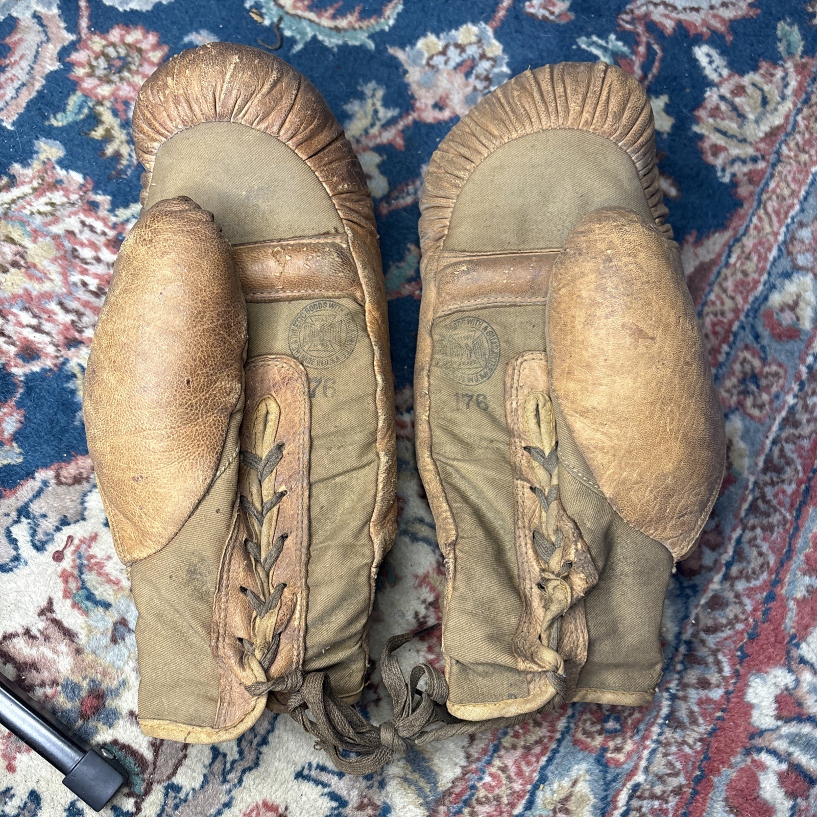 Antique 1920s Gold Smith Leather Boxing Gloves USA Cincinnati RARE #176 Dempsey