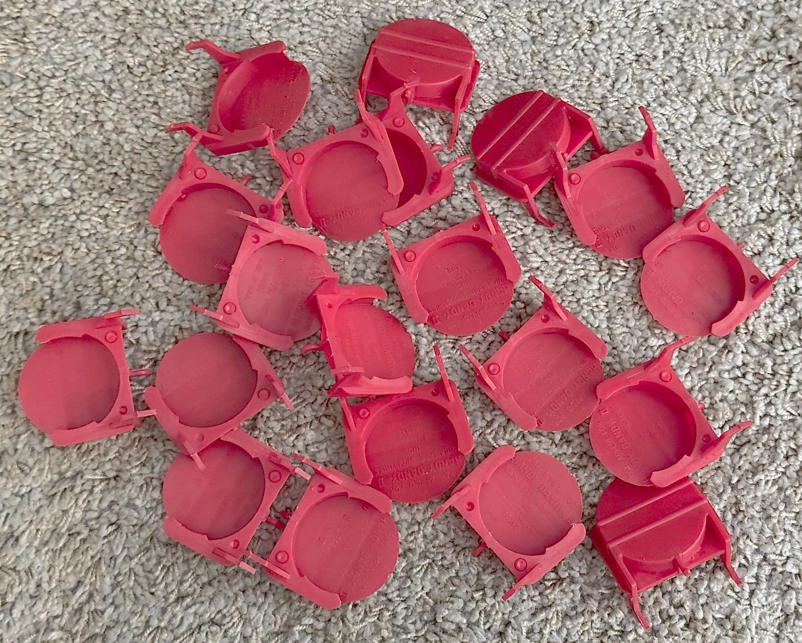 27 Vtg Wickliffe Handy Dandy 1/8" Pegboard Tool Storage System Food Jar Lids