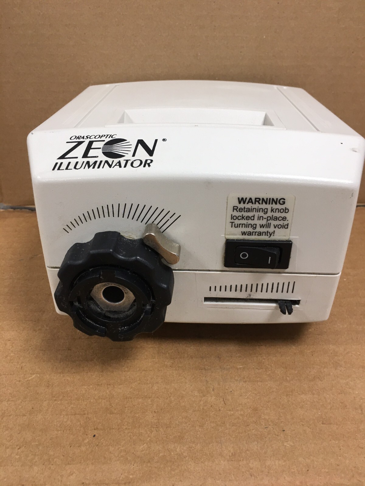 Orascoptic Zeon illuminator Fiber Optic Light Source