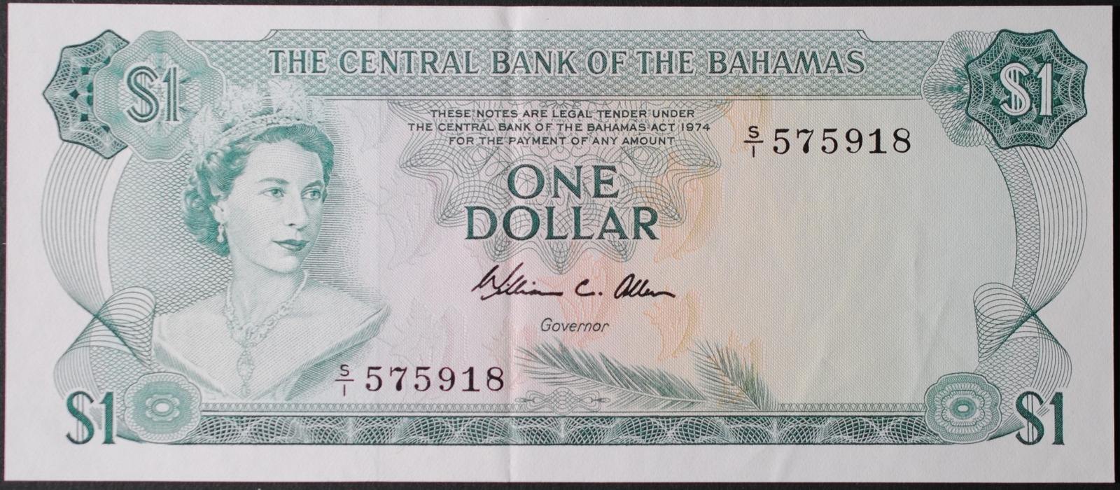 Bahamas P35b Dollar XF