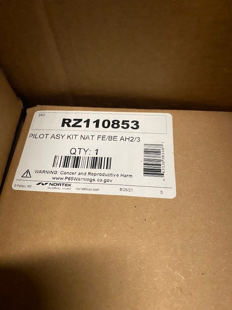 Reznor RZ110853 Pilot Assembly w/ Spark Ignition (Natural Gas), 110853