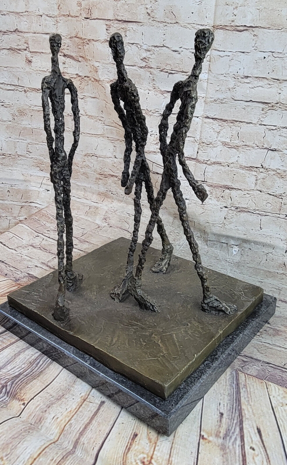 Groe moderne Bronze Skulptur 3 Spaziergnger signiert commetti Stil Sculpture