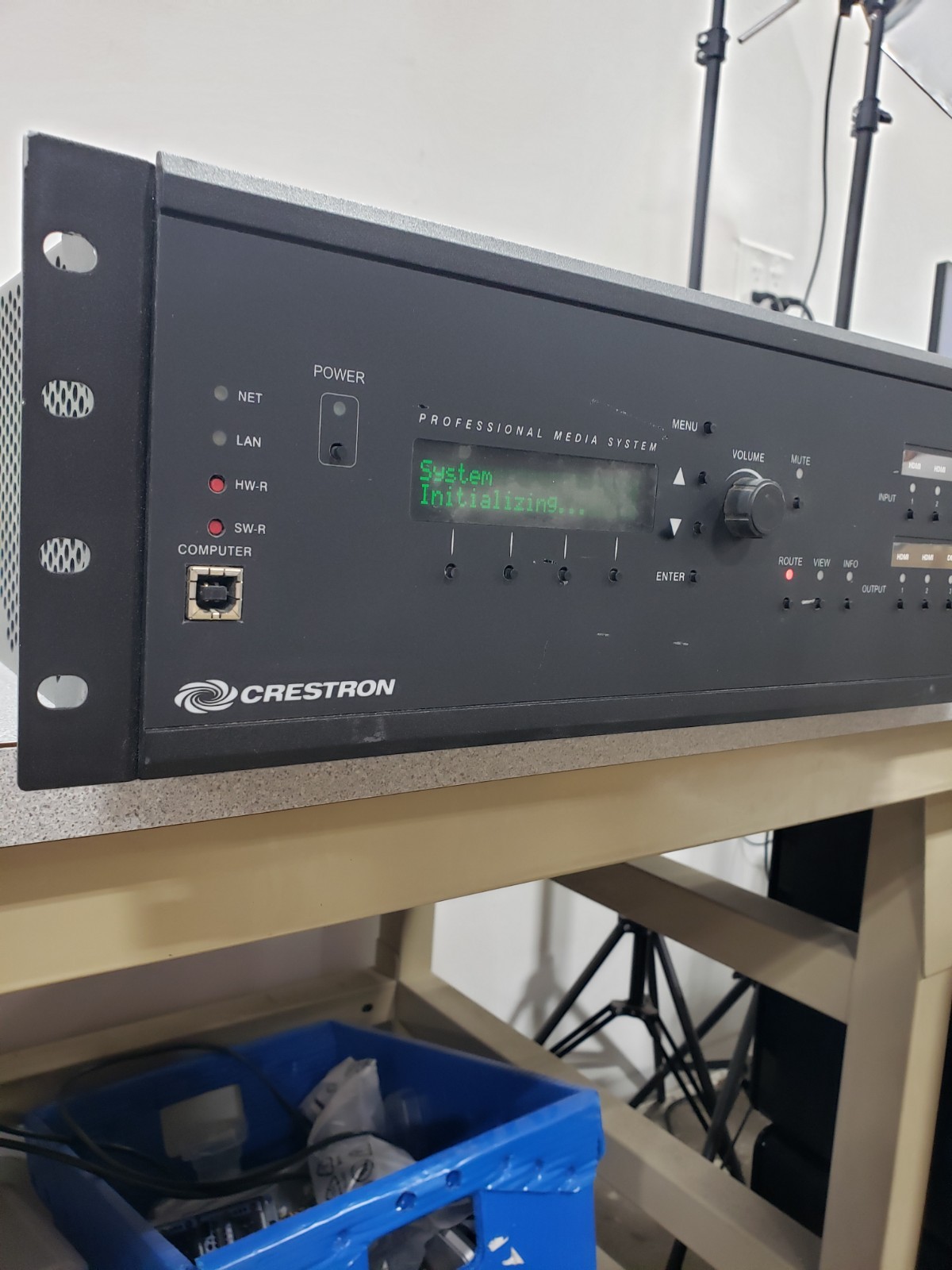 CRESTRON DMPS-300-C DIGITAL MEDIA PRESENTATION SYSTEM SEE PHOTOS