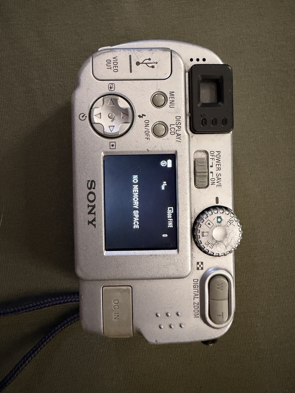 Sony Digital Camera Cybershot DSC-P31 2.0MP Silver Tested