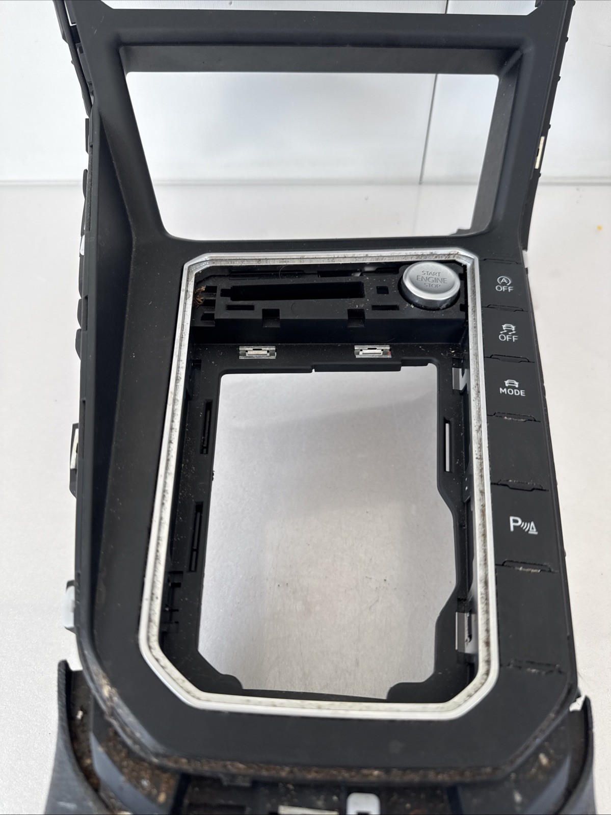 Volkswagen Polo 2021-2024 CENTRE CONSOLE SURROUND/CUP HOLDER 2G2863243