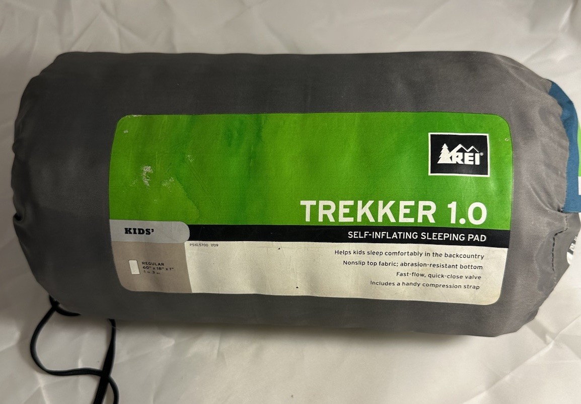 REI Trekker 1.0 Self Inflating Sleeping Pad Kids Regular  18" X 60" X 1"