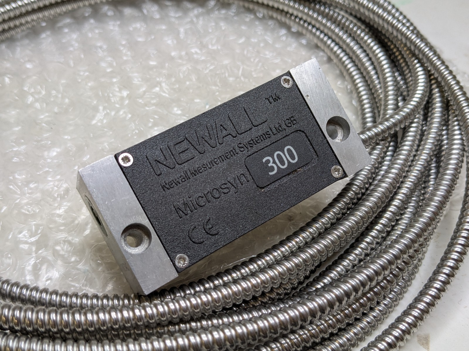 Newall Microsyn 300 Encoder Reader Head w/ Armored Cable M3001009D070
