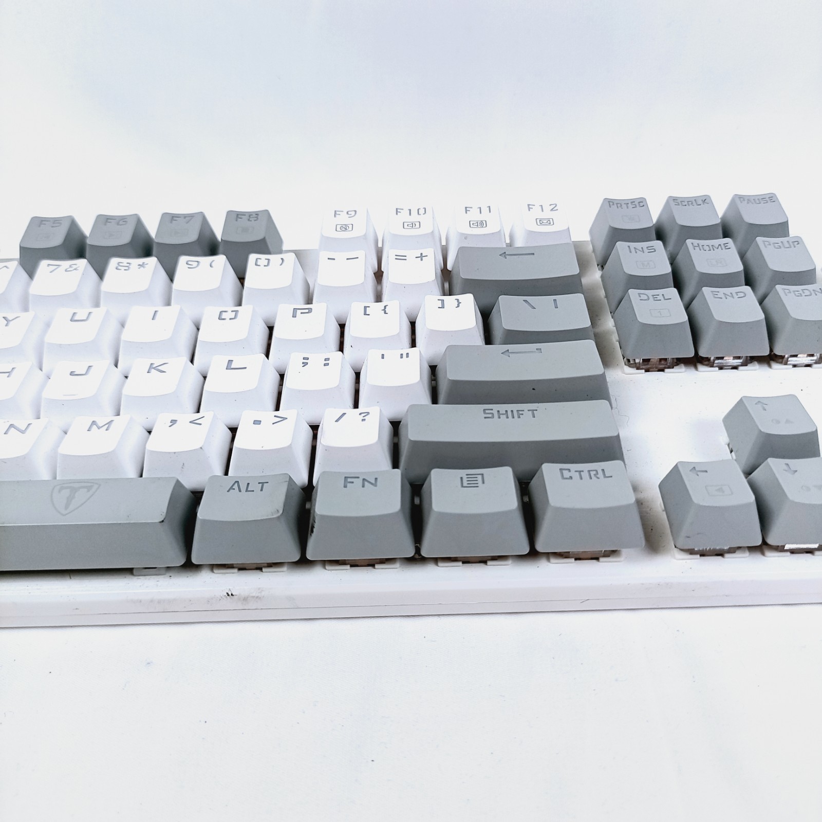 ET Tech PC372A Wireless Mechanical Gaming Keyboard White Gray Tested EUC