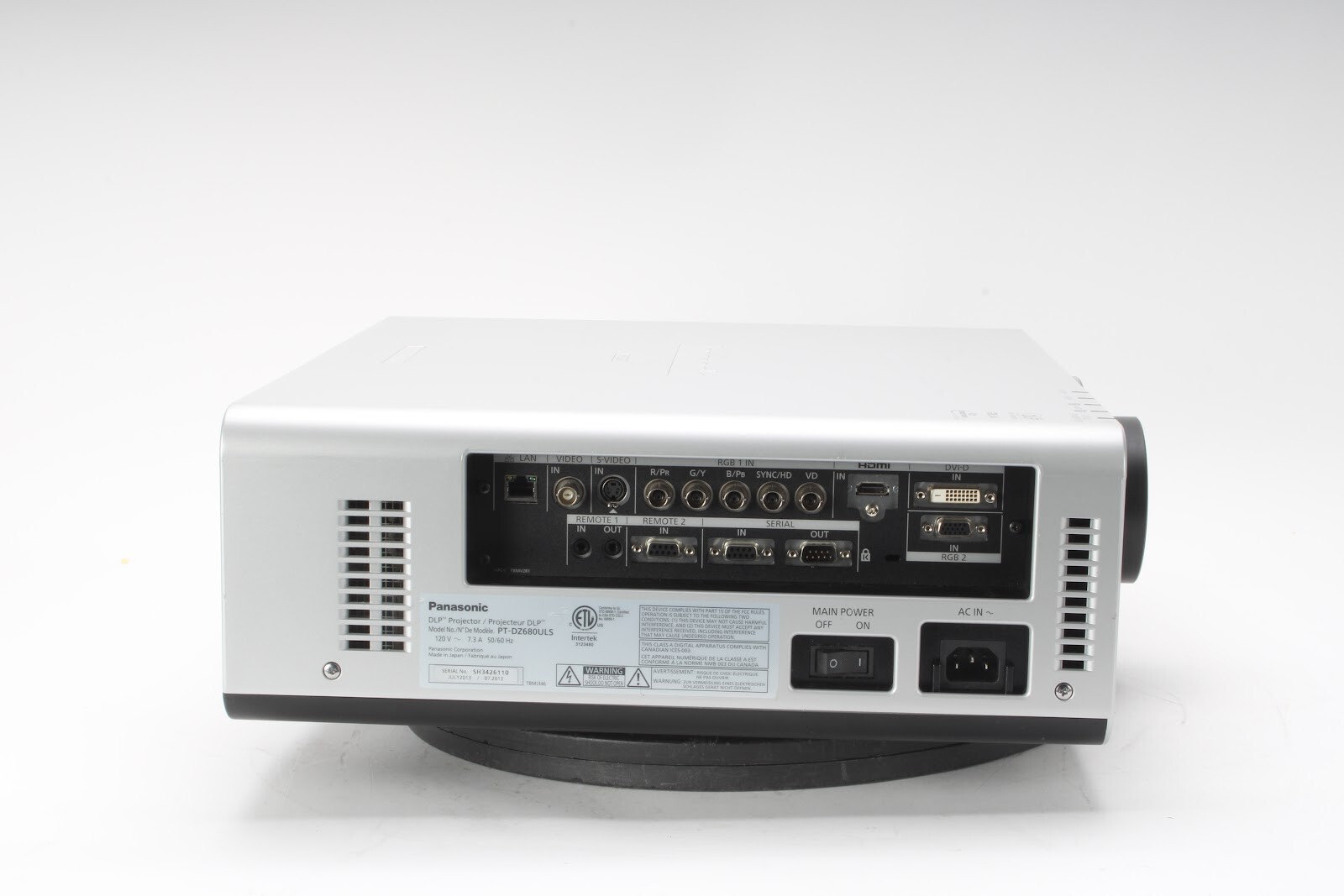 Panasonic PT-DZ680ULS 1-Chip DLP Projector 6251 Total Runtime