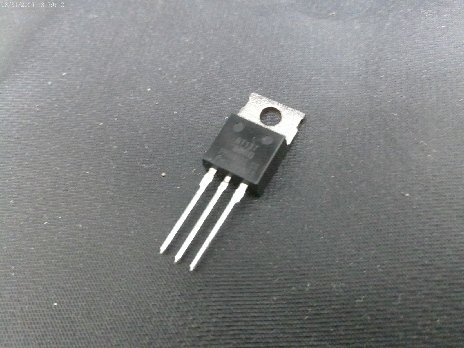 PHILIPS BT137-500D TRIAC 500V 4A TO-220 - USA SELLER FAST SHIPPING