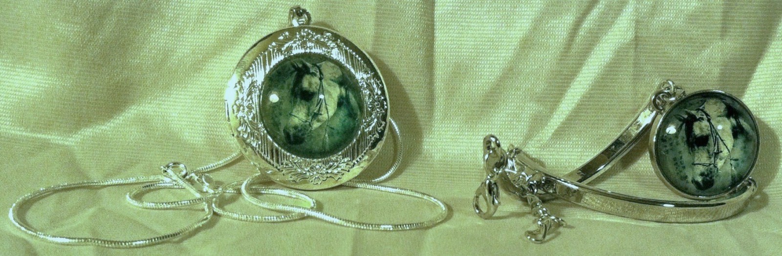 ARABIAN HORSE Glass Dome LOCKET & BRACELET Rhodium Plated Italy 925 Chain Blue