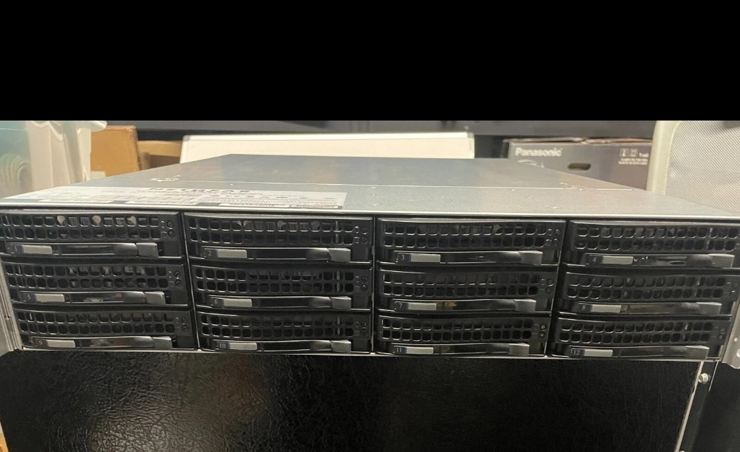 Netgear ReadyNAS 3200 iSCSI Network Storage Array NAS 6TB 2U Rack Mount