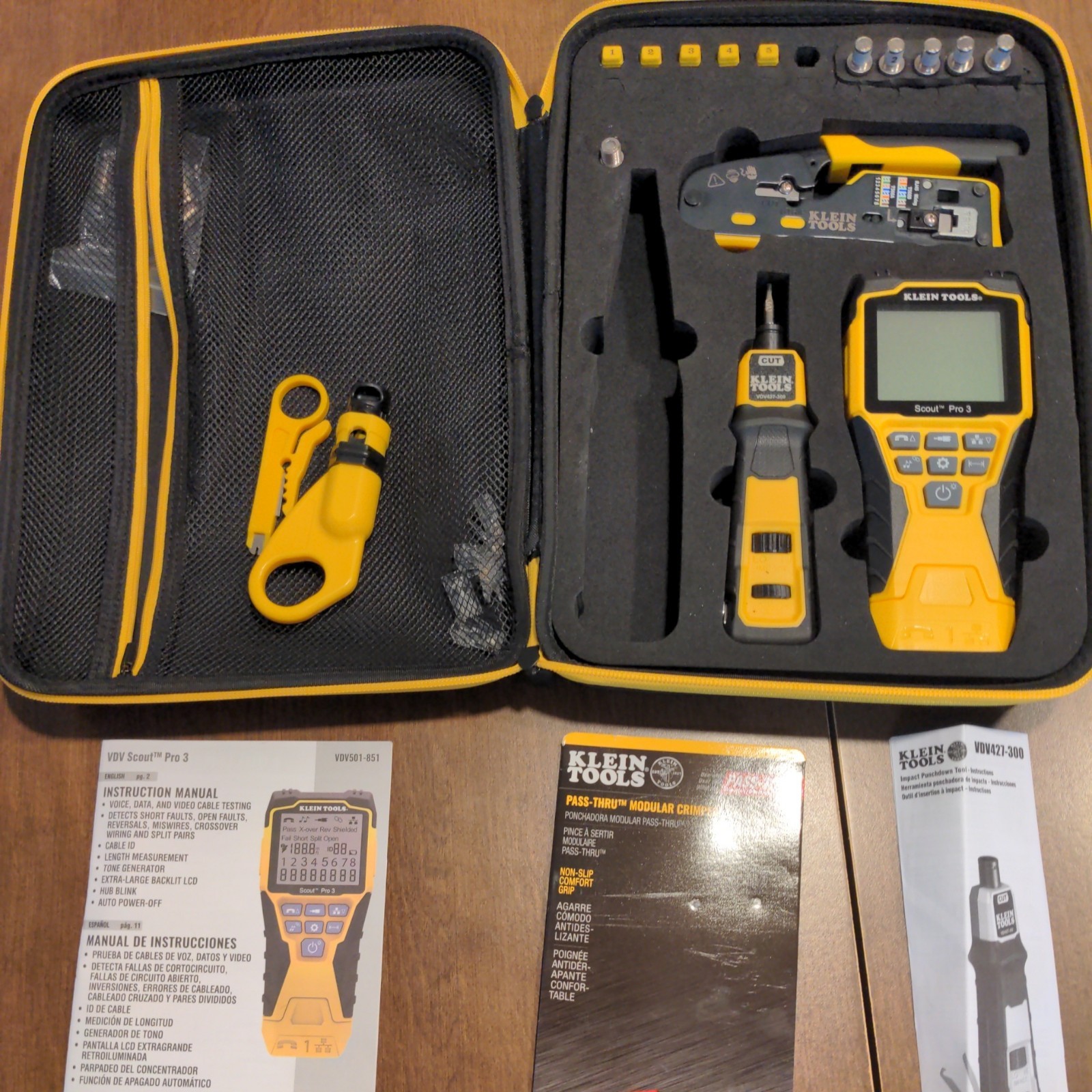 Klein Tools Scout Pro 3 Cable Tester Network Kit