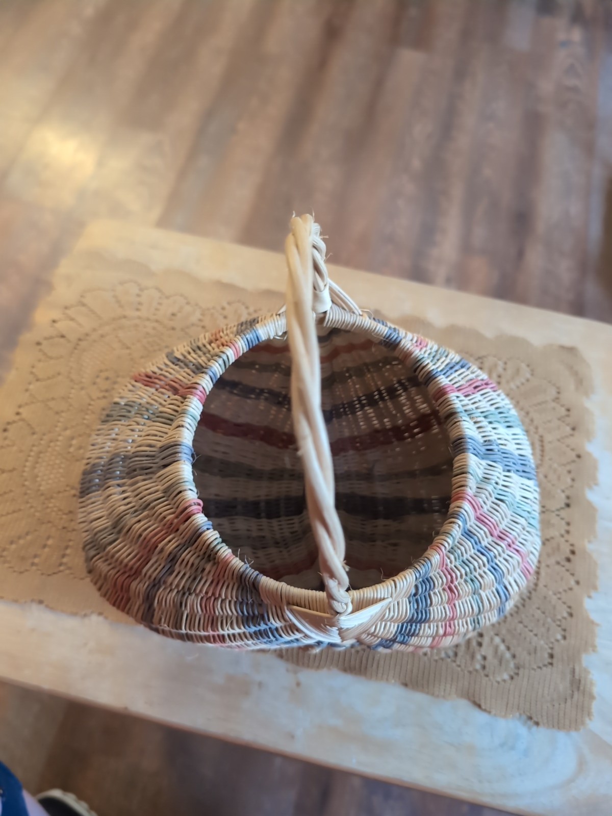 10.5" Wicker Buttocks Basket, Stripes w/ Handle