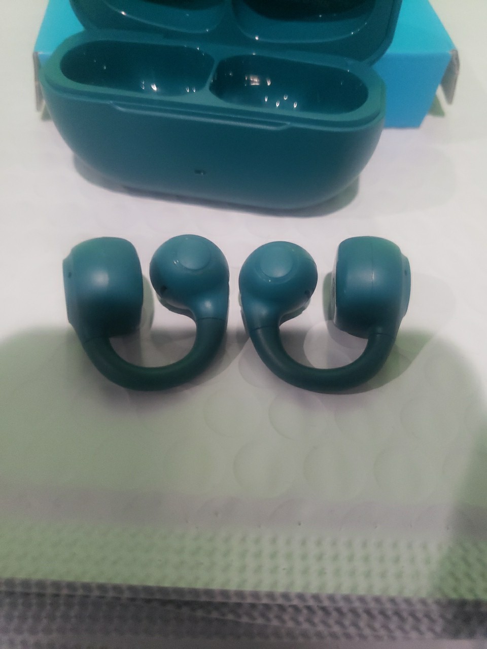 JLab Flex Open Earbuds Clip-on Cuff Design Wireless Bluetooth Multipoint - Teal