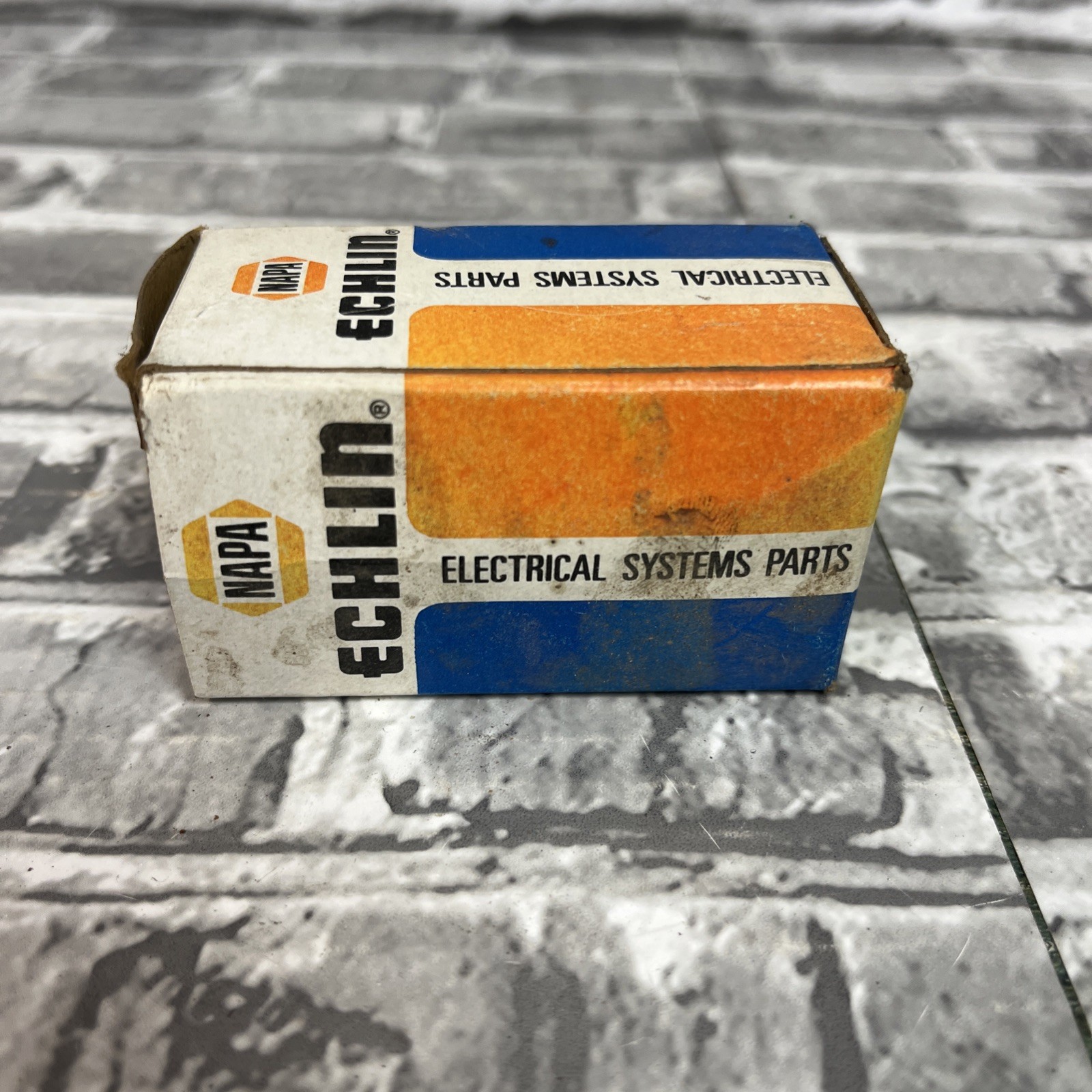 Nos Vintage Napa Echin Distributor Cap Rotor RR-161