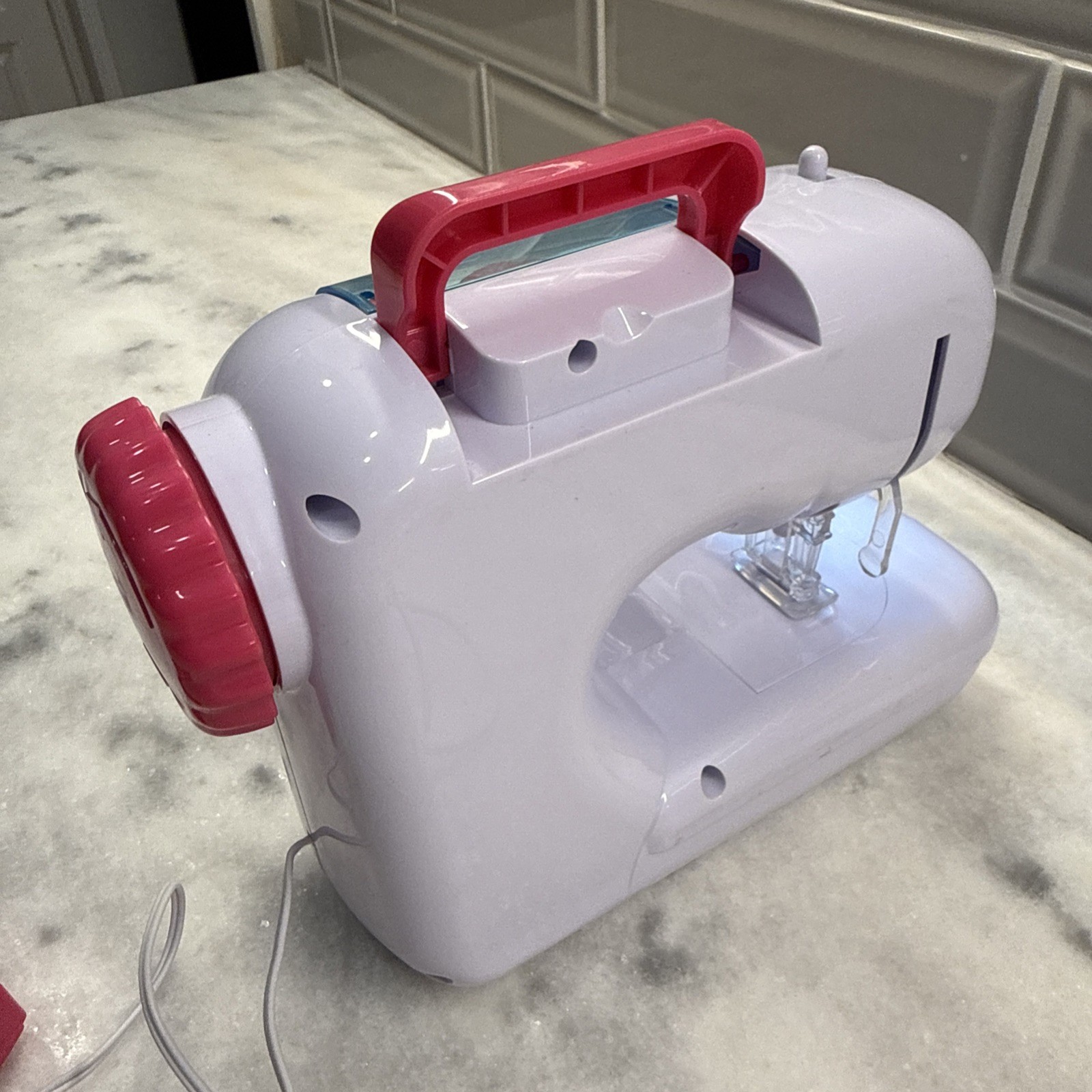 Singer EZ Sewing Machine Stitch Kids Toy