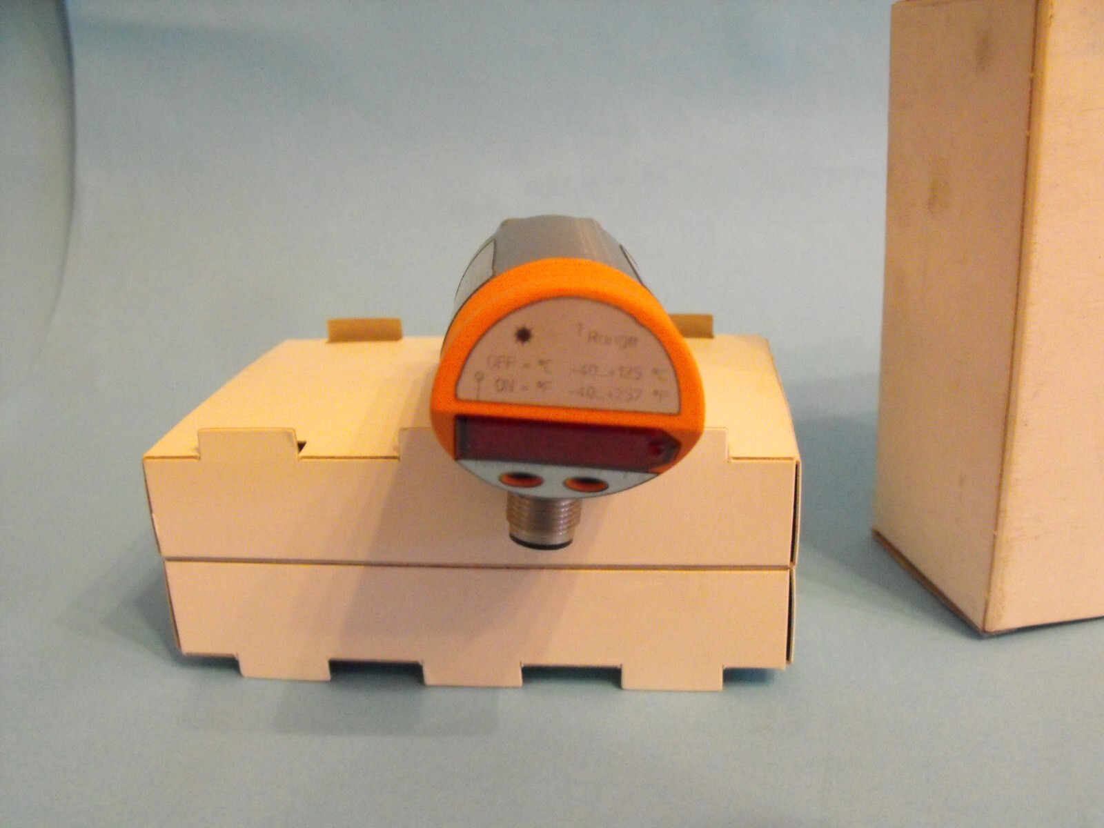 IFM EFECTOR TN2430.TN-013KBBR12-MFPKG/US/V.temperature sensor.NEW.