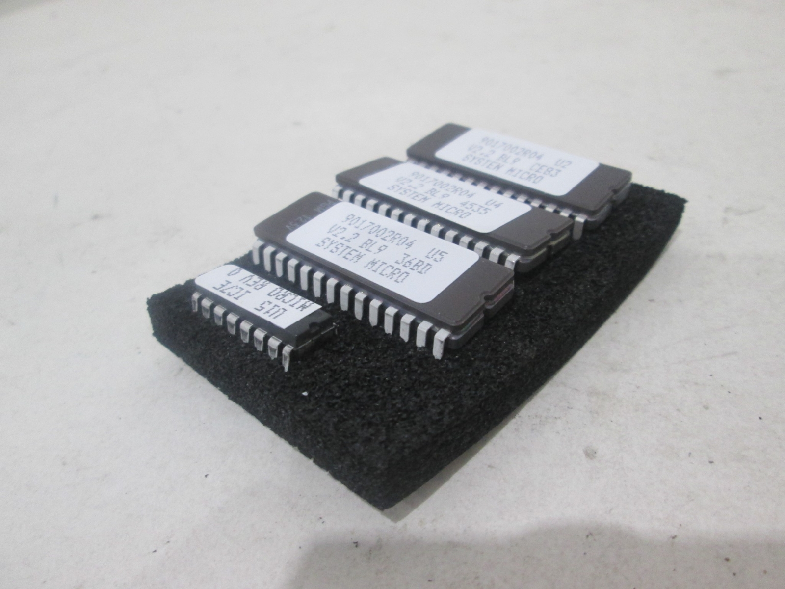 Texas Instruments, 9017002R04 w/U15 IC7E, Integrated Circuit, Used, Lot of 4