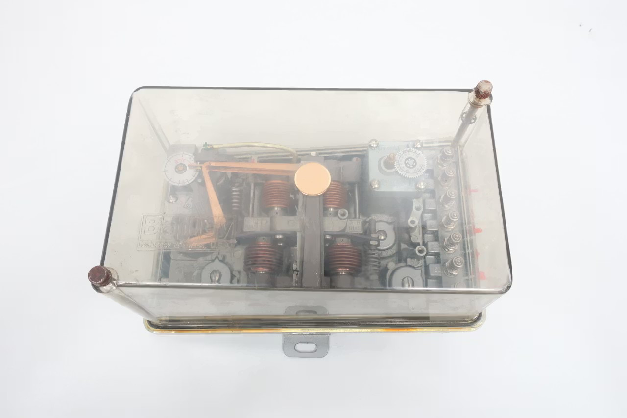 Bailey FC210 Mini-line Pneumatic Controller