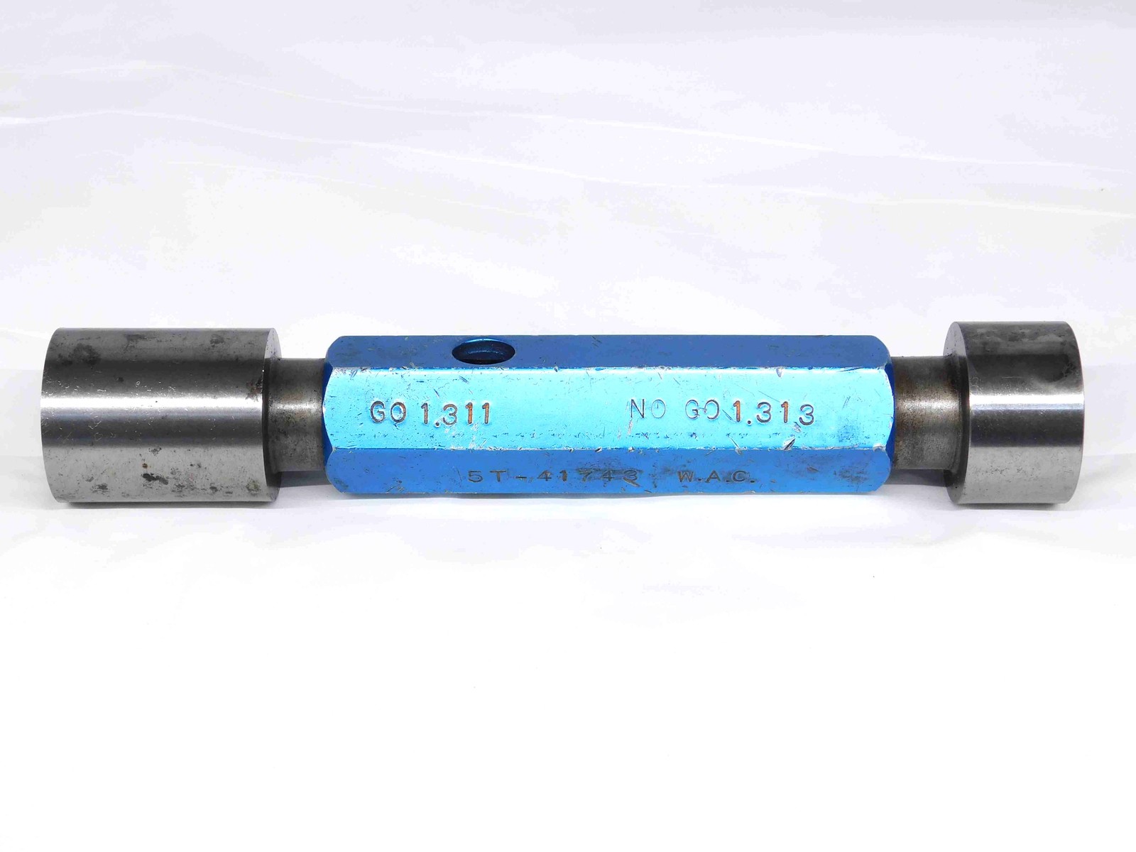 1.3110 & 1.3130 PIN PLUG GAGE GO NO GO 1.3125 +.0005 1 5/16 33.299 1.311 1.313