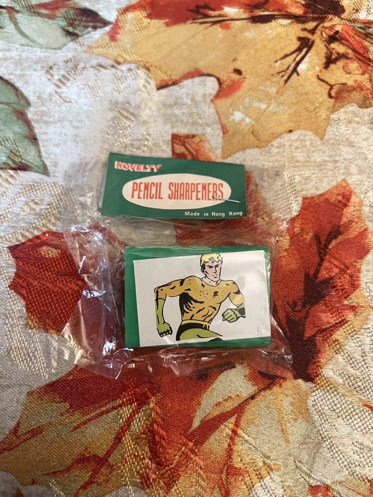 Aquaman VINTAGE NOVELTY PLASTIC PENCIL SHARPENER IN ORIGINAL PACKAGE HONG KONG