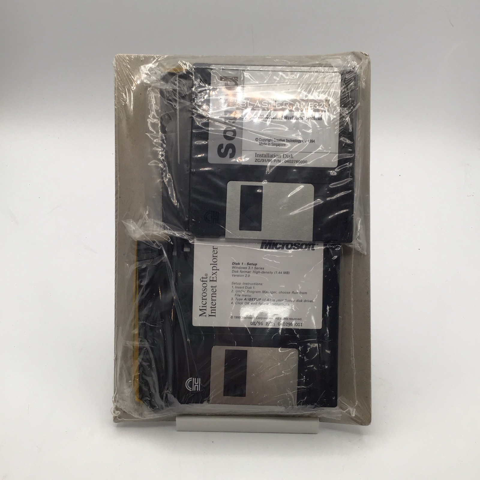 Sealed Sound Blaster AWE 32 w/ Advance WavEffects & Microsoft Floppy Disk