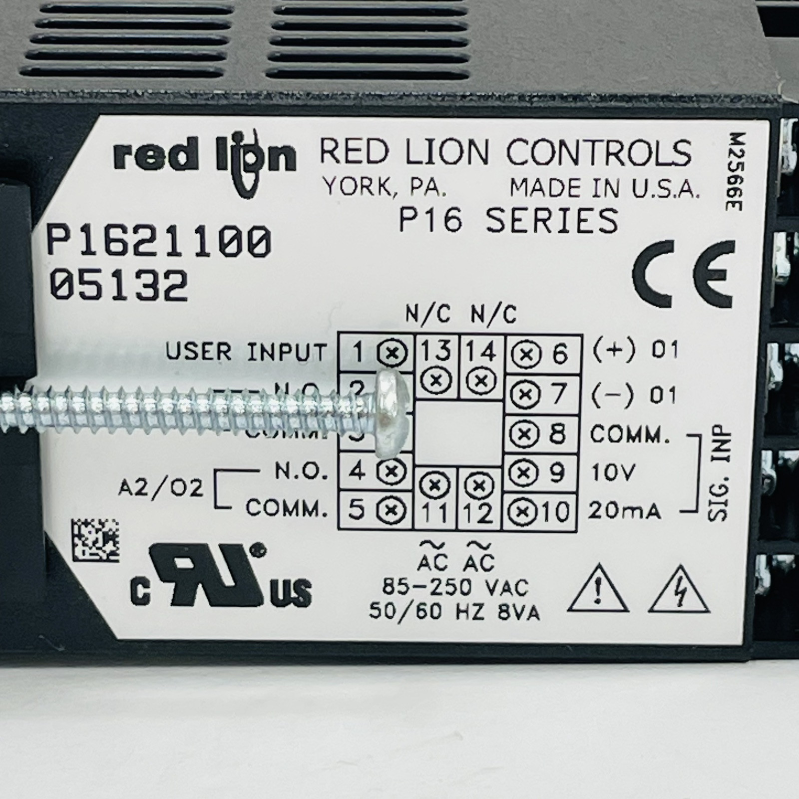 Red Lion P1621100 P16 Series Temperature Process Controller ~NEW~