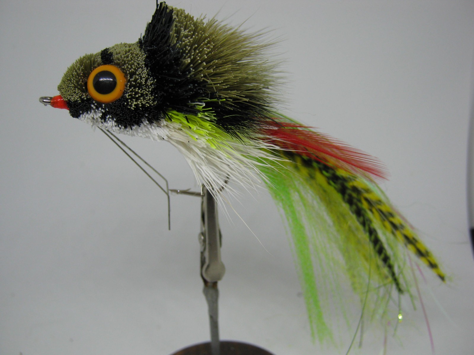 DEERHAIR BASS DIVER FLY PATTERN