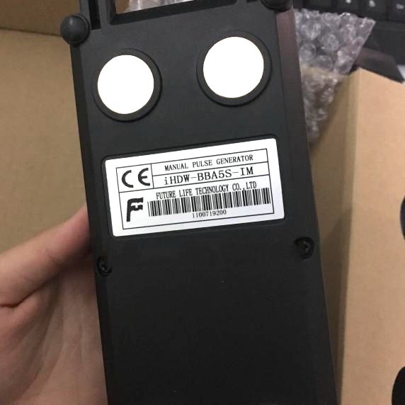 1PC For IHDW-BBE5S-IM Electronic Hand Wheel MPG Electronic Hand-Held