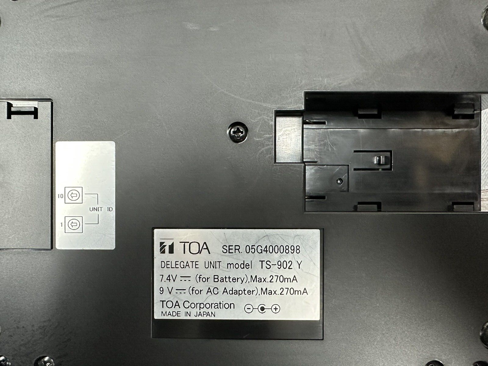 TOA TS-902Y Delegate Conference System (Cordless) with TS-904 Microphone