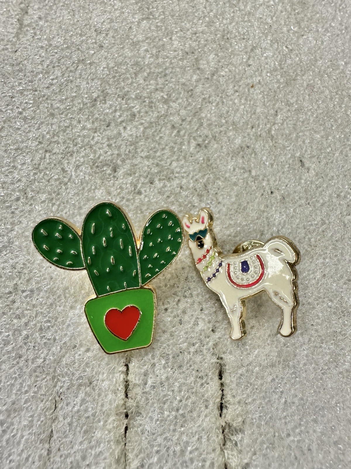 2 Bead Landing Golden LLAMA & Cactus Pins