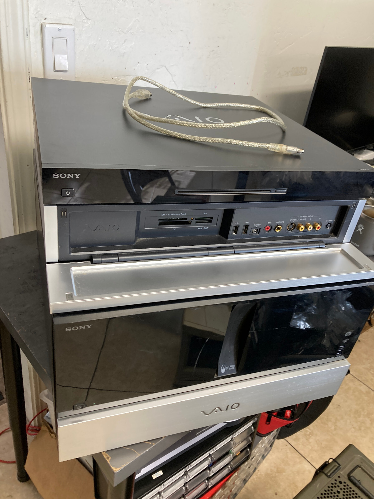 Sony Living Room Computer & DVD Media Changer Needs Belts With Remotes &Keyboard