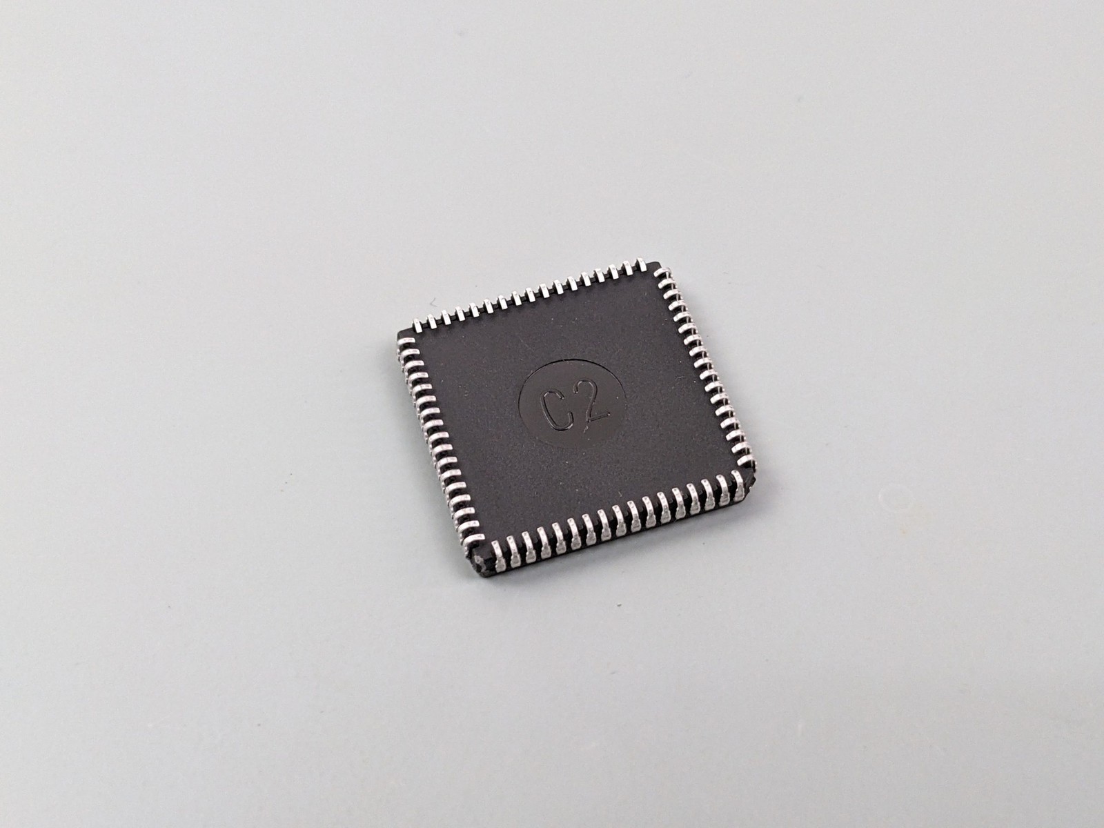 Chips P82A204 PC/AT Chipset IC, PLCC, Good