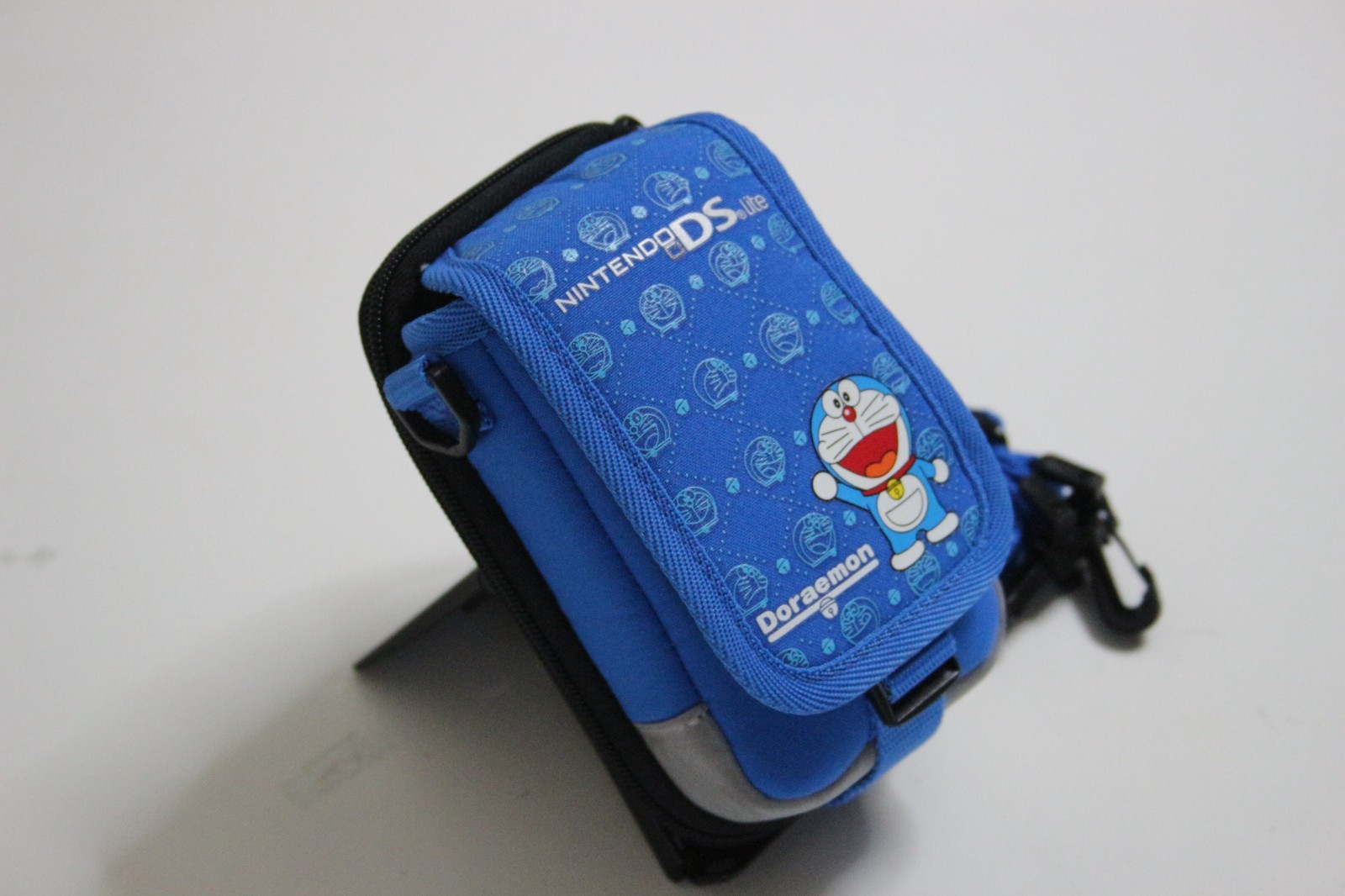 Doraemon Nintendo DS Carrying Pouch / Case - Blue with Strap / Japan/ Near Mint
