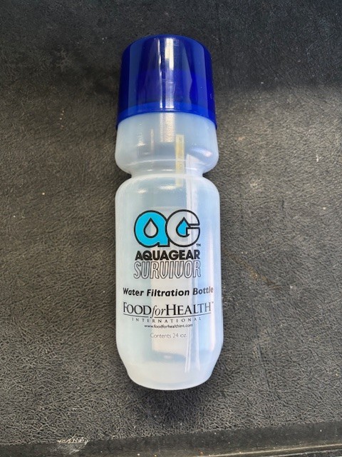 Aqua Gear Water Filtration Bottle Filters Up To 200 Gal Water Made In USA 24 Oz