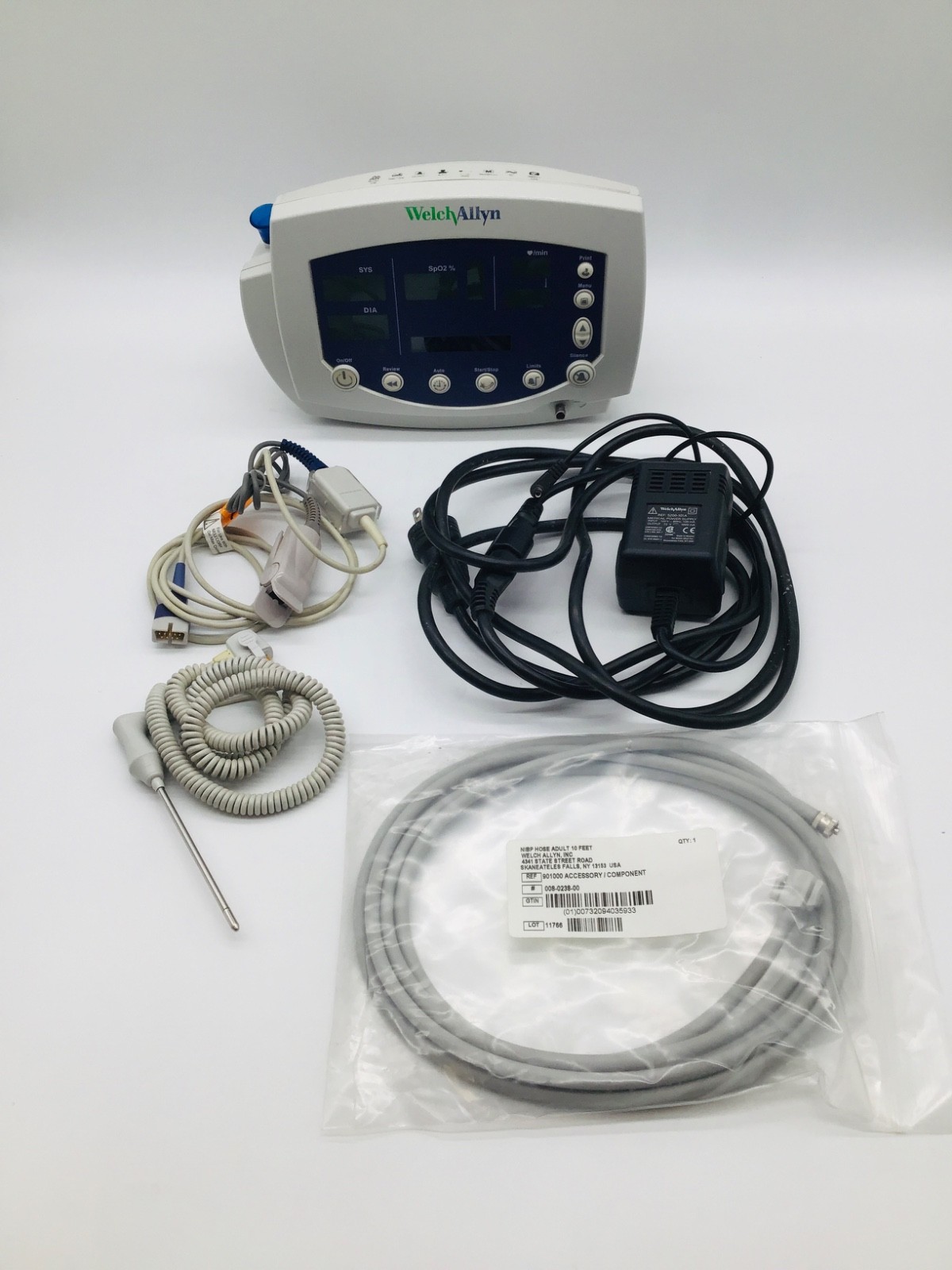 Welch Allyn 007-0105-01 Vital Signs Monitor 53NTP (3) SN: JA052356