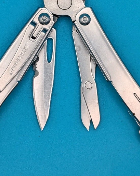 LEATHERMAN WINGMAN MULTI-TOOL! FAST SHIPPING!