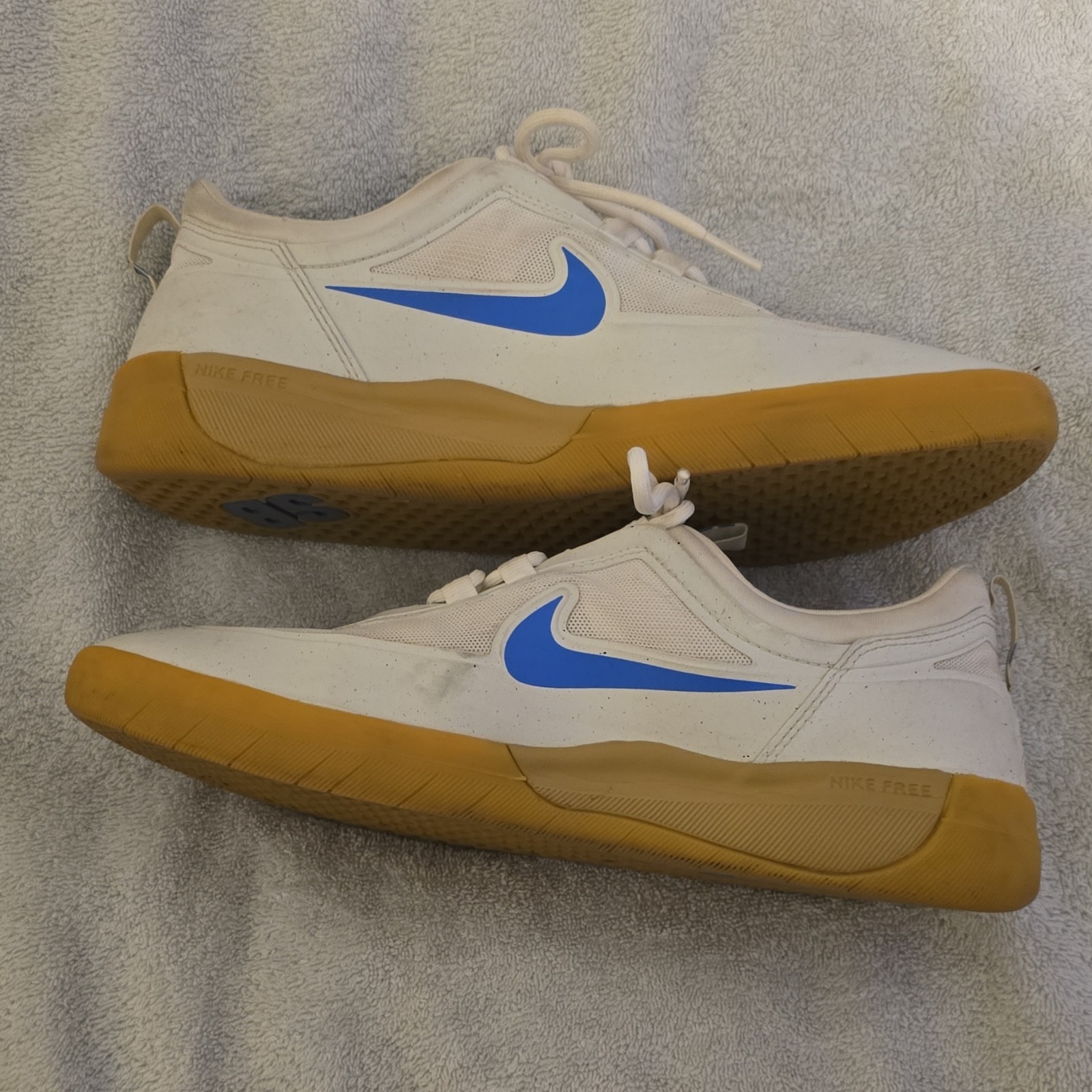 Nike SB Nyjah II White Blue Gum Skateboarding Shoes for Men - Nike Skate Shoes